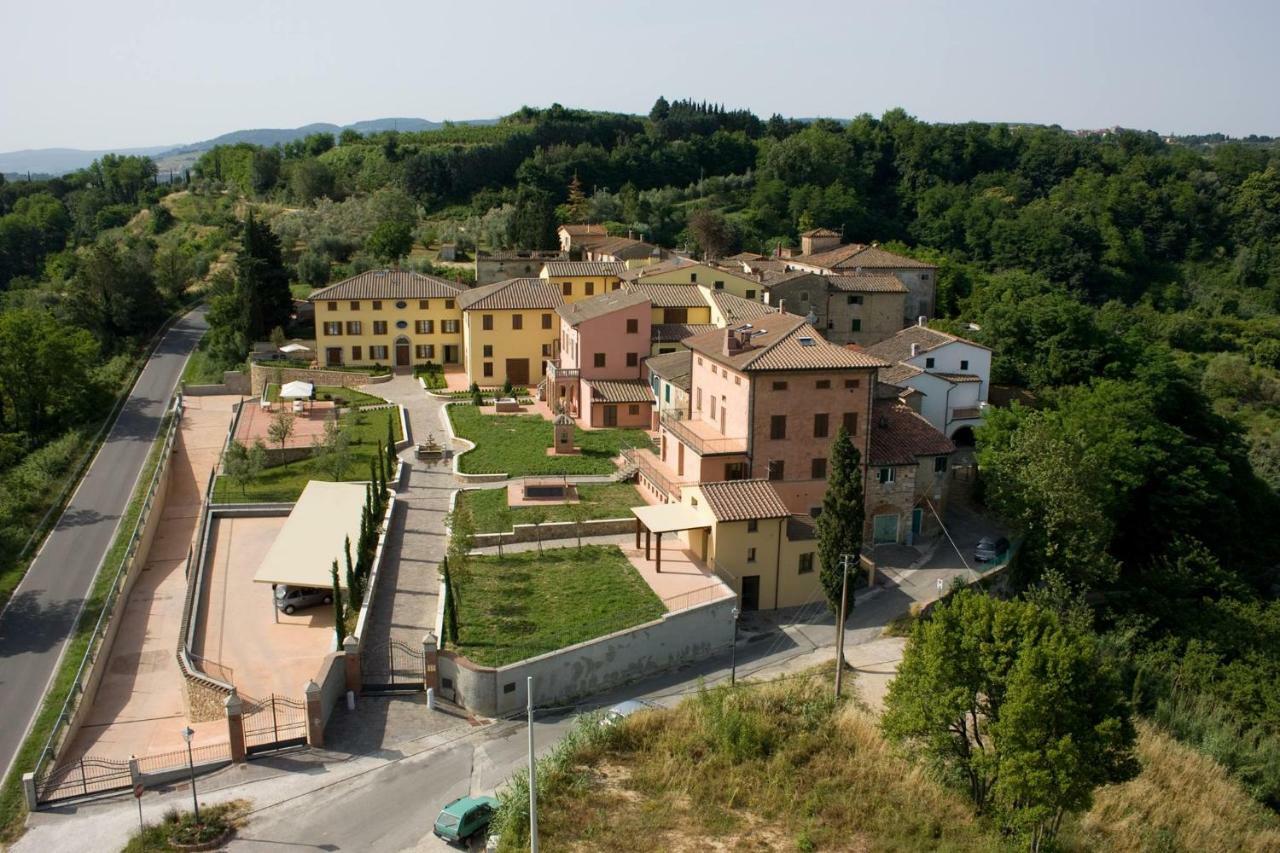 Borgo Di Gramugnana Aparthotel Usigliano Exterior photo